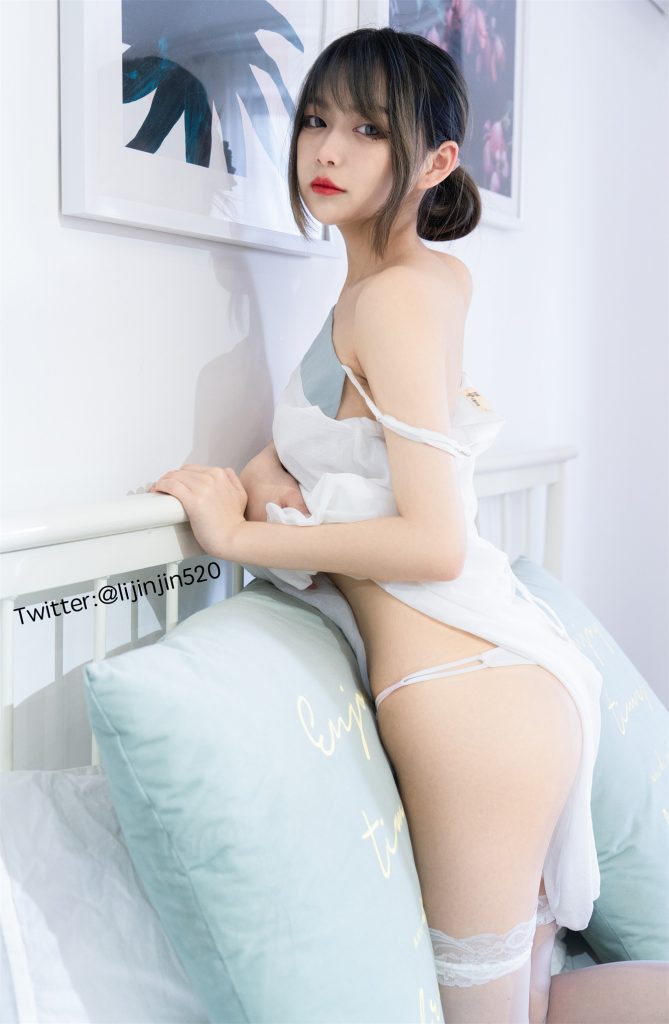 图片[5]-新人coser@梨瑾瑾 – 写真合集 [19套] [持续更新…]-懂杯姬 - 专业透明的飞机杯动漫名器测评与品牌推荐