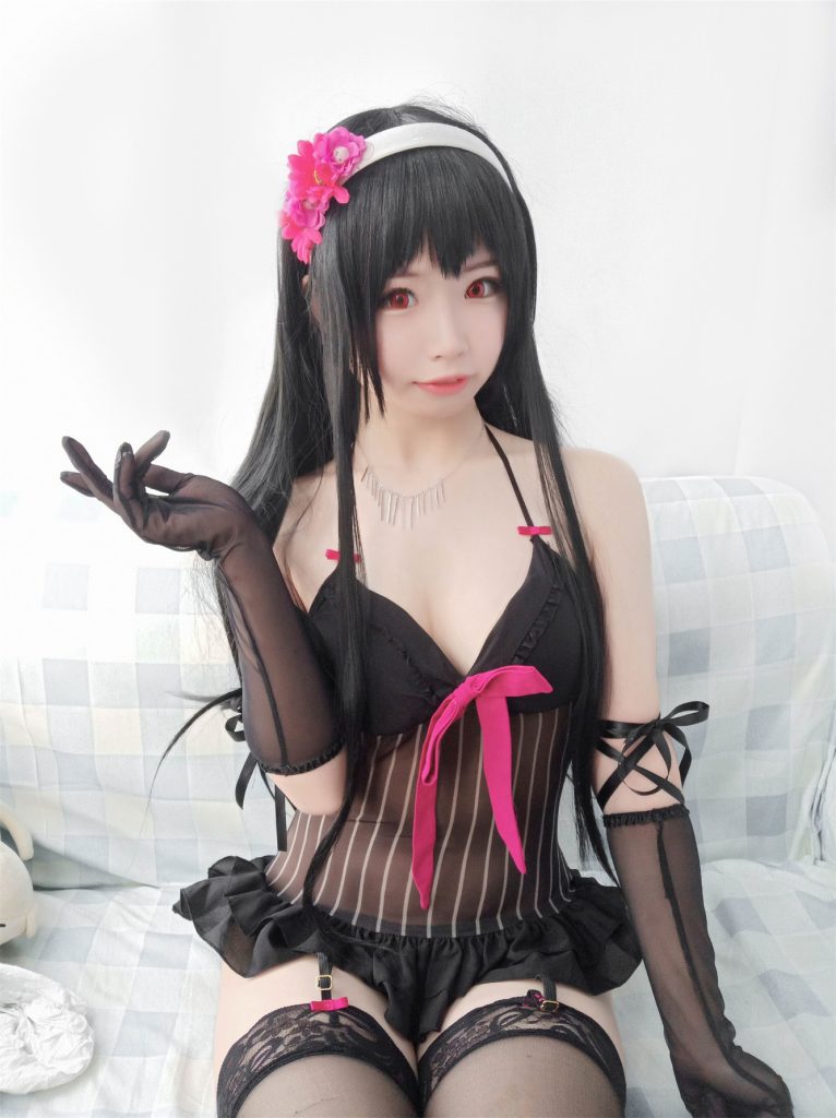 图片[4]-可爱与性感并存！十万珍吱伏特 – 写真合集 [14+33套] [持续更新…]-懂杯姬 - 专业透明的飞机杯动漫名器测评与品牌推荐