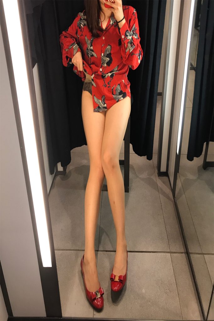 图片[2]-【足控！】民宿老板娘油亮丝袜美脚图片合集下载[70套_38G]-懂杯姬 - 专业透明的飞机杯动漫名器测评与品牌推荐