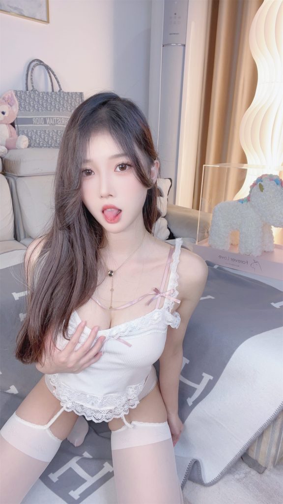 图片[6]-虎牙主播@小小奶瓶儿 – 写真合集 [9套] [持续更新…]-懂杯姬 - 专业透明的飞机杯动漫名器测评与品牌推荐