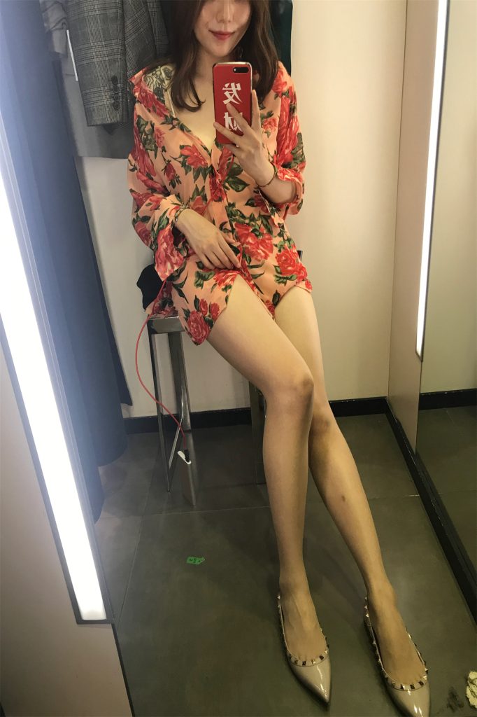 图片[3]-【足控！】民宿老板娘油亮丝袜美脚图片合集下载[70套_38G]-懂杯姬 - 专业透明的飞机杯动漫名器测评与品牌推荐