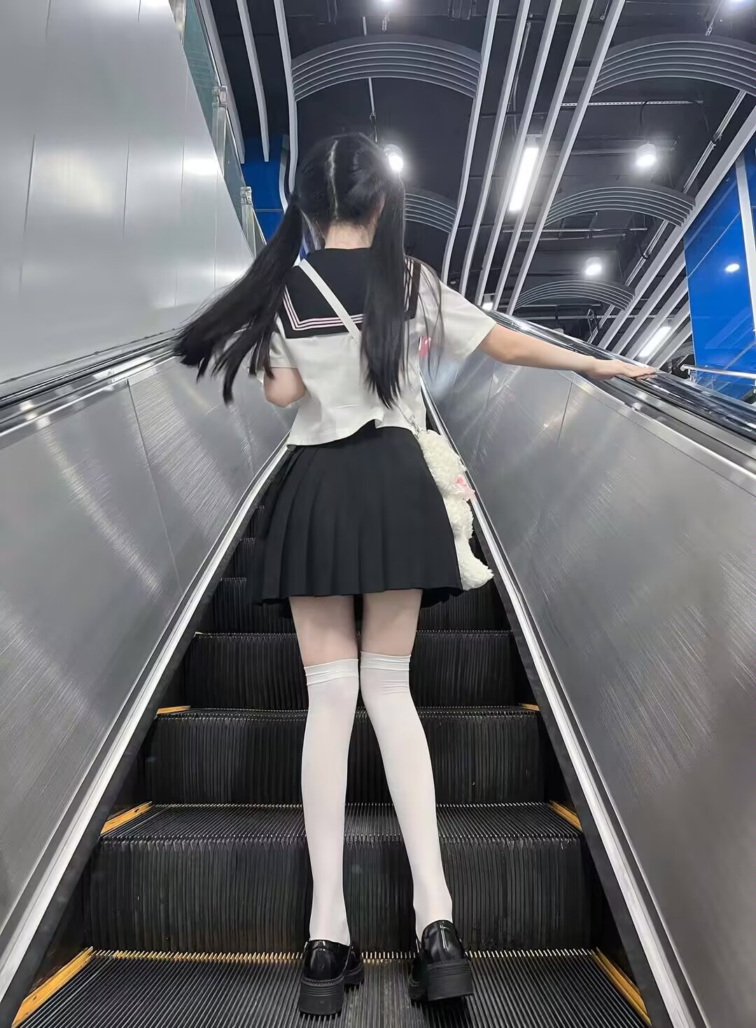 图片[9]-性感写真：烧萝【第60期】-三次元论坛-次元控-懂杯姬 - 专业透明的飞机杯动漫名器测评与品牌推荐