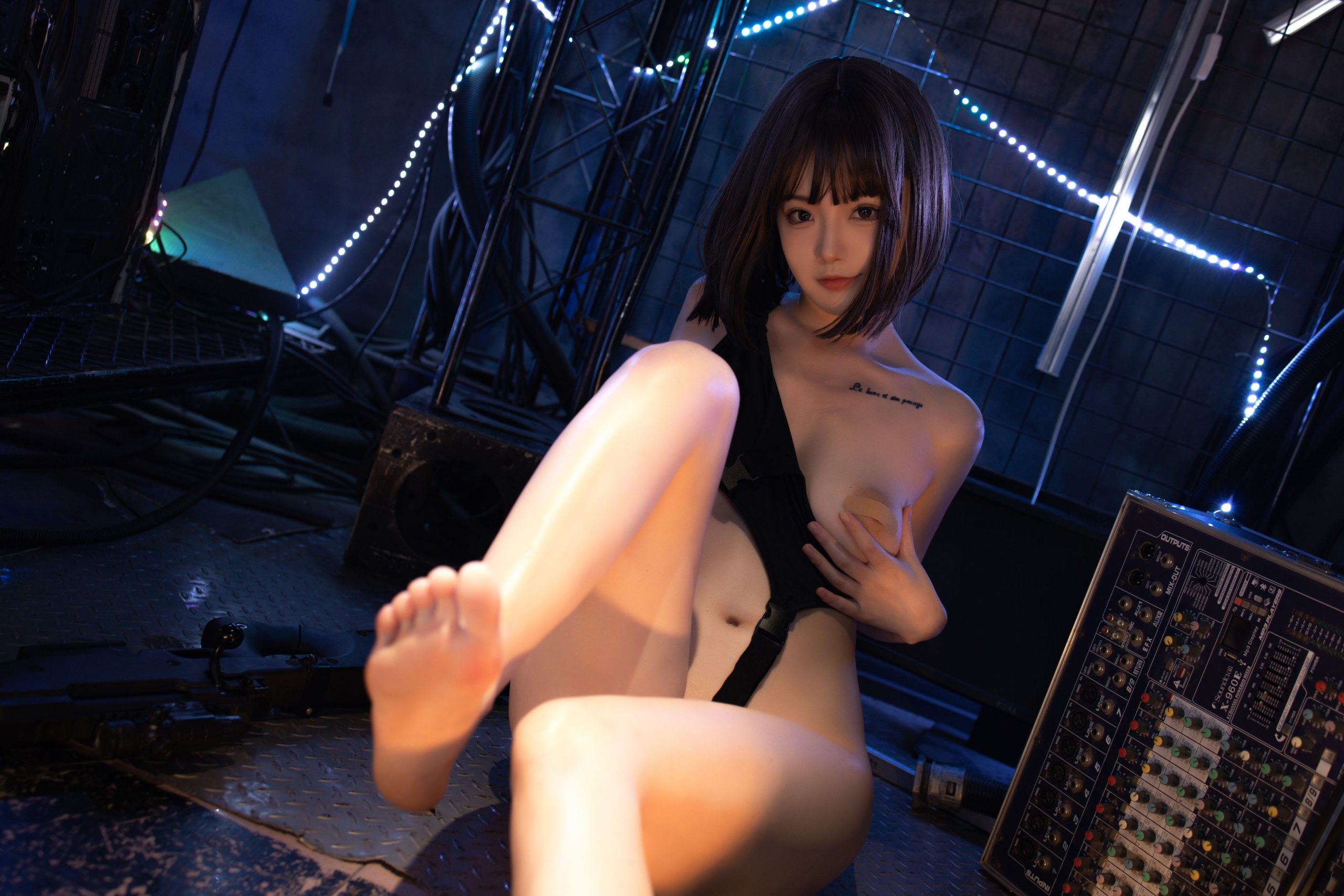 图片[16]-性感写真：危机【第32期】-三次元论坛-次元控-懂杯姬 - 专业透明的飞机杯动漫名器测评与品牌推荐